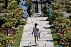 New York Botanical Garden hosts an enchanting 'Wonderland